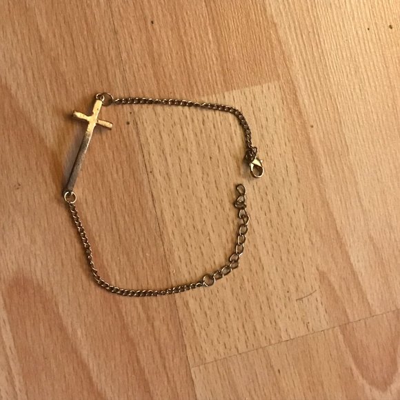 👴 3/$20 Cross Bronze Bracelet - Picture 2 of 3